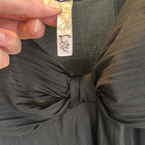 Lètté little black dress - 109$ - Picture 3 of 3